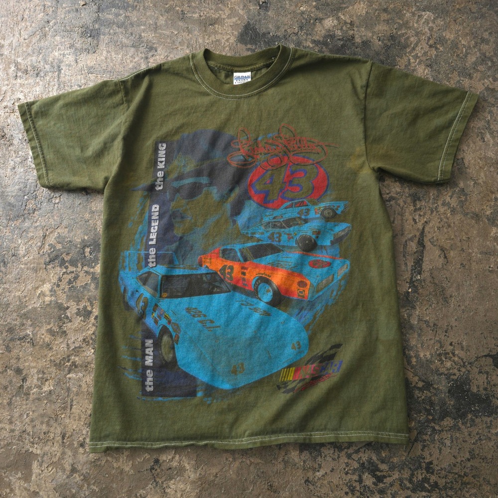 Vintage 2000s Gildan Olive Green Richard Petty NASCAR T-shirt Size M Racing